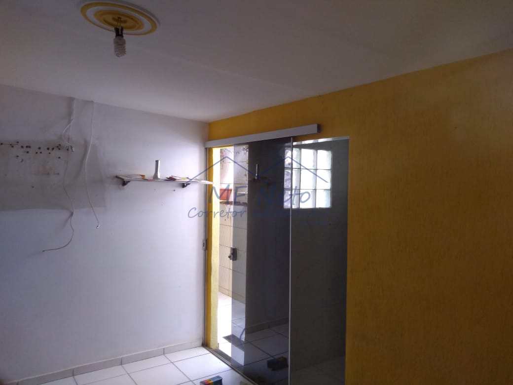 Casa à venda com 5 quartos, 200m² - Foto 8