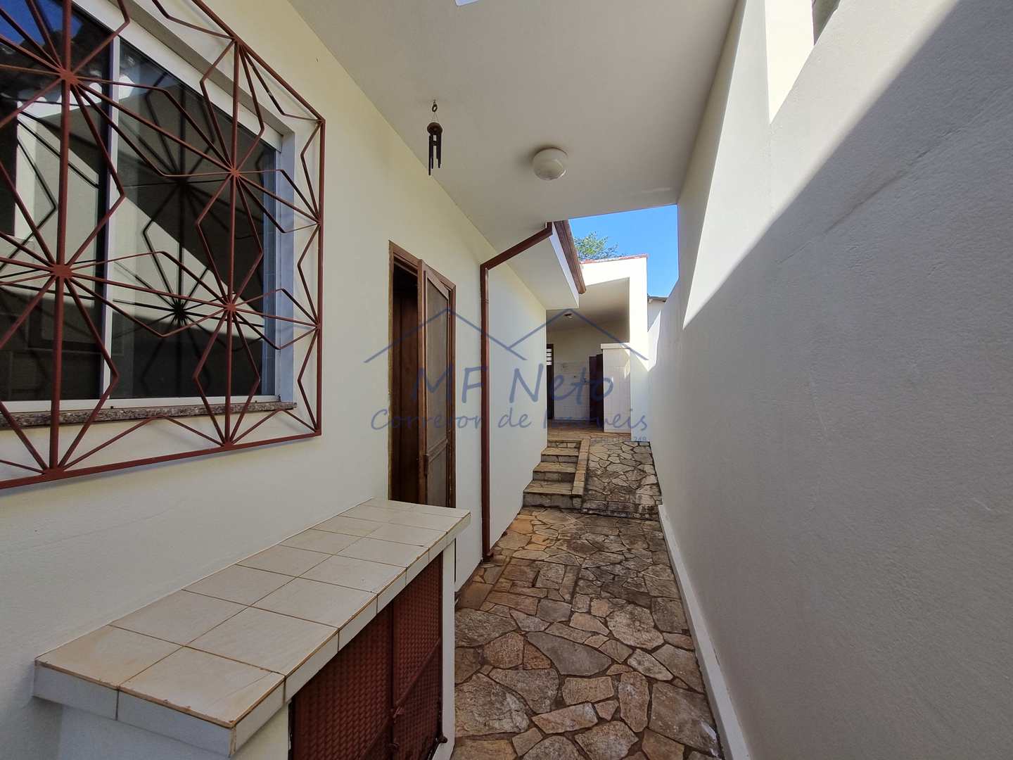 Casa para alugar com 3 quartos, 200m² - Foto 27