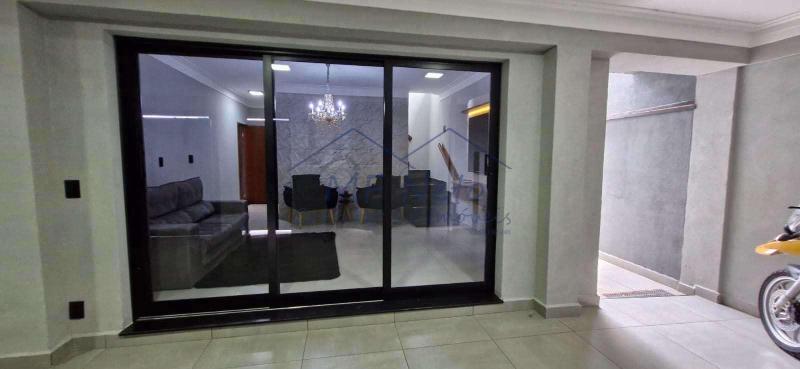 Sobrado à venda com 3 quartos, 648m² - Foto 2