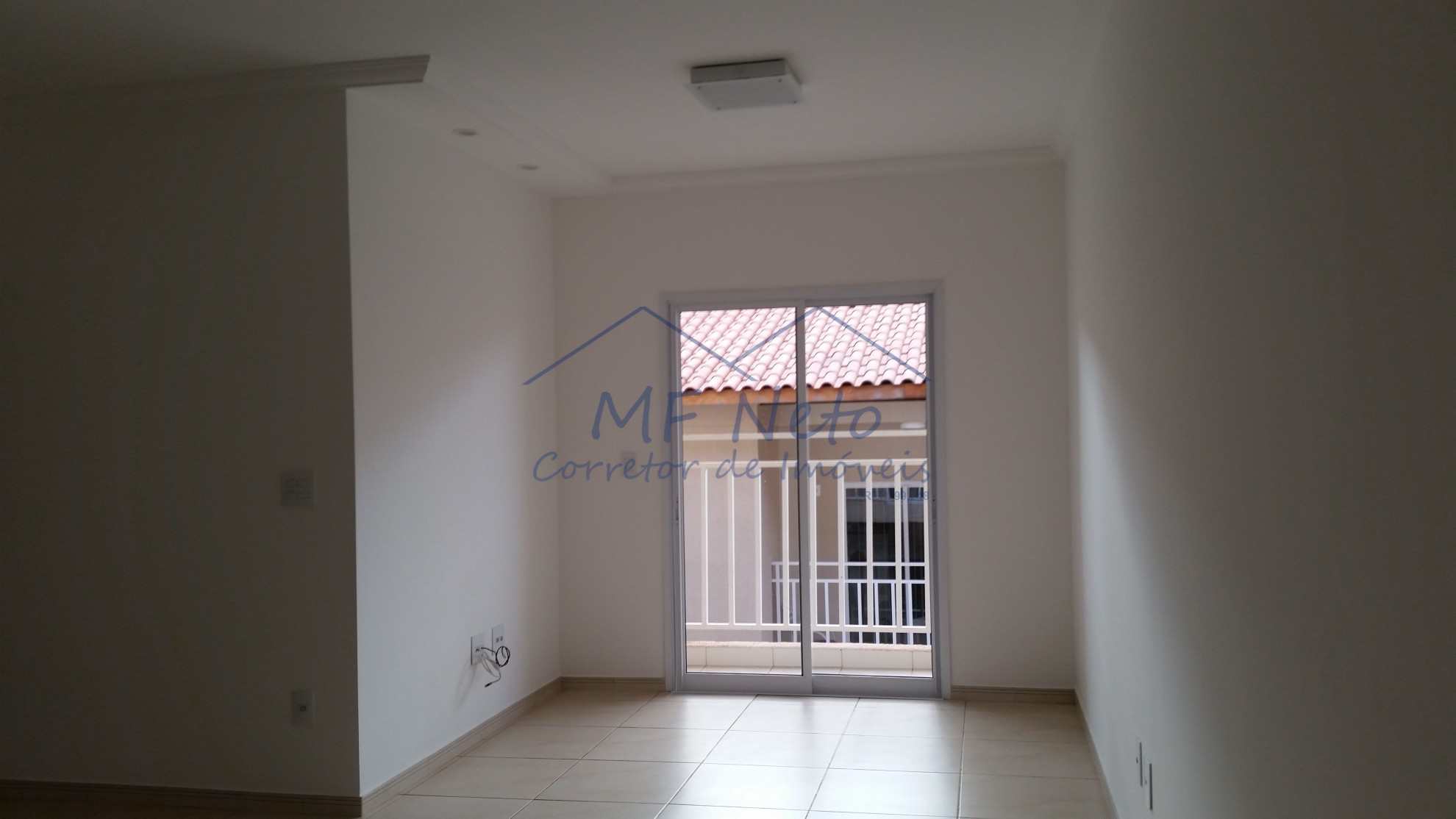 Apartamento à venda com 2 quartos, 67m² - Foto 3