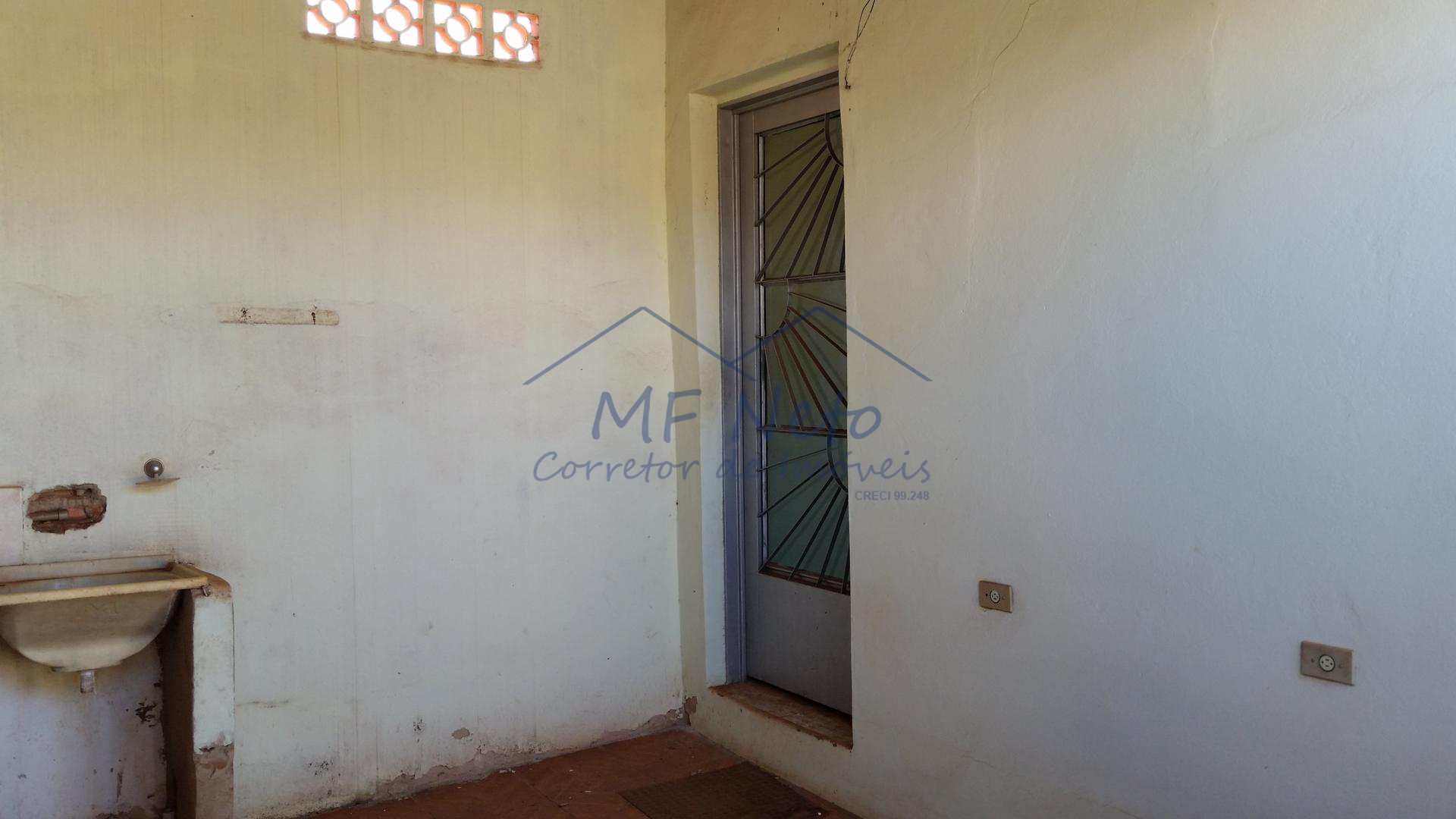 Casa à venda com 2 quartos, 160m² - Foto 14