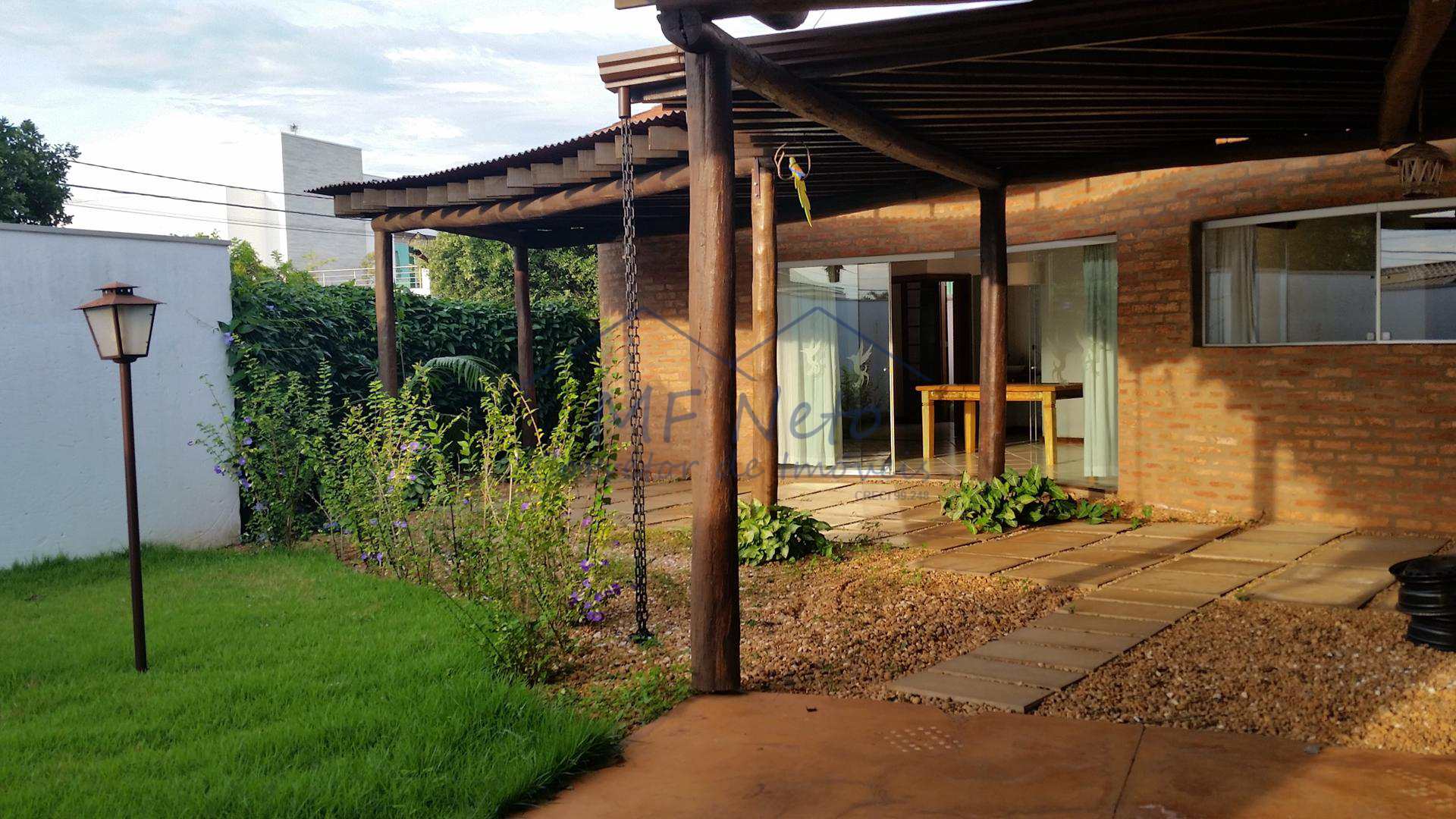 Casa de Condomínio à venda com 2 quartos, 125m² - Foto 1