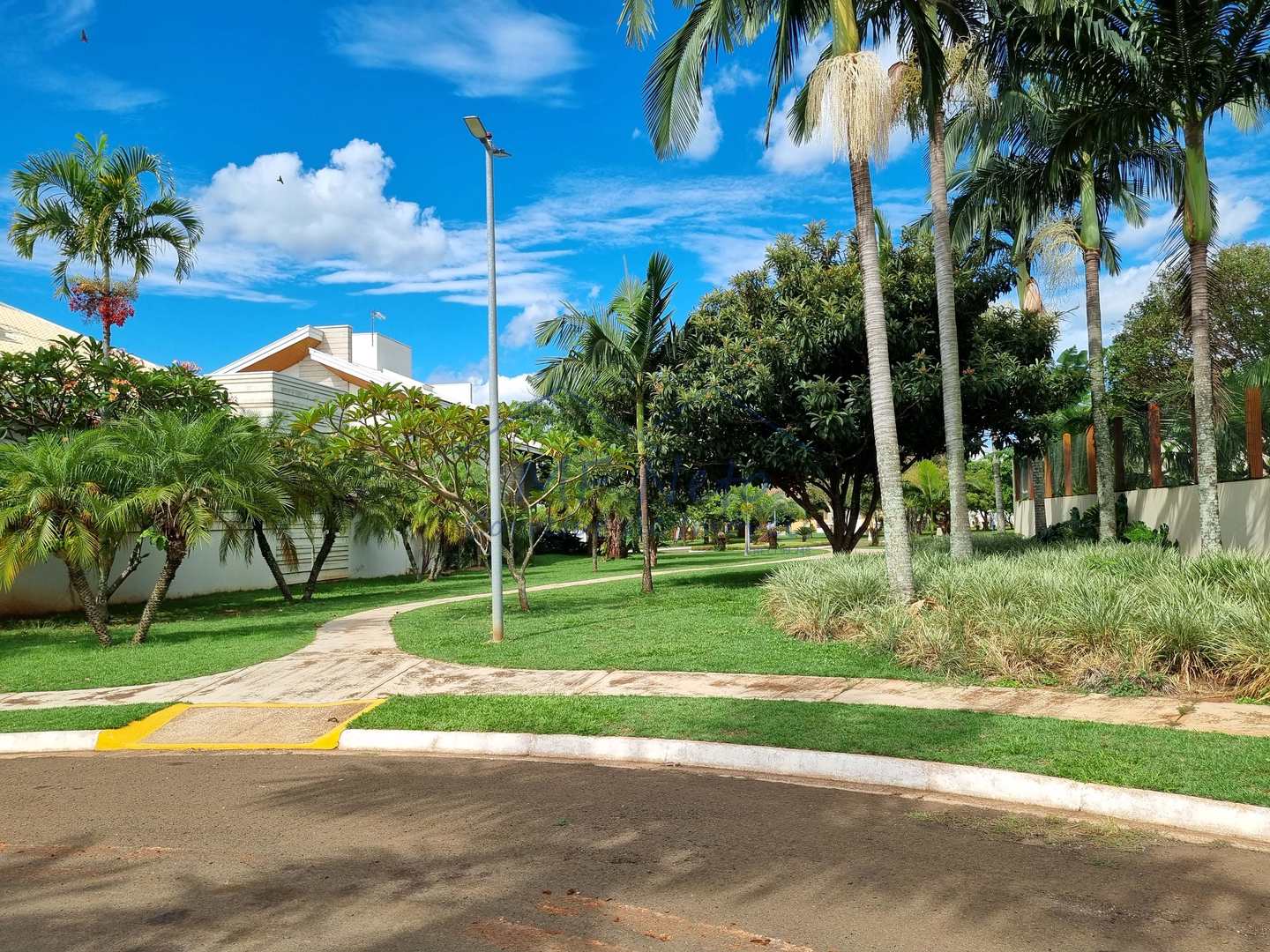 Casa de Condomínio à venda com 2 quartos, 125m² - Foto 27