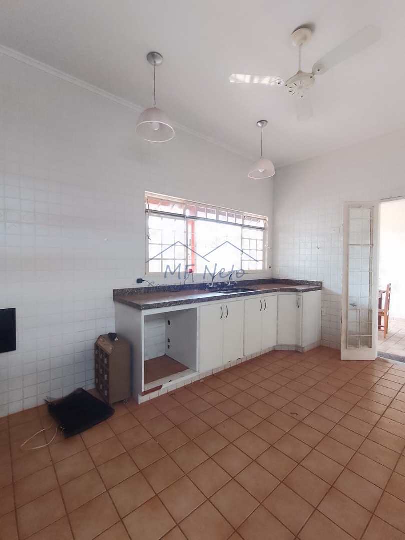 Casa à venda com 3 quartos, 660m² - Foto 9