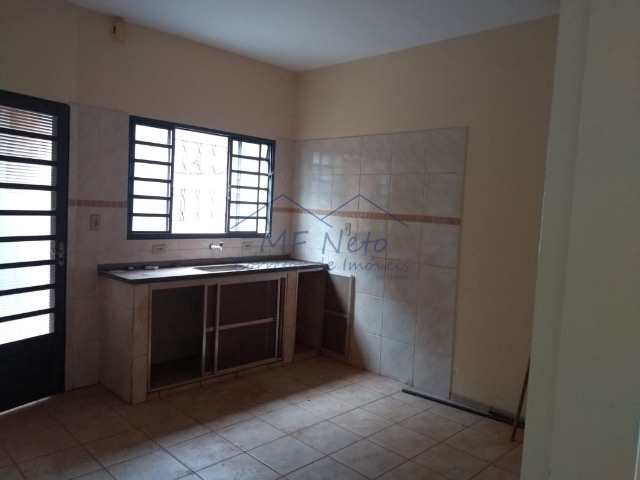 Casa à venda com 2 quartos, 260m² - Foto 8