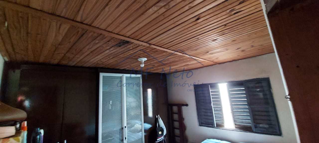 Casa à venda com 2 quartos, 199m² - Foto 2