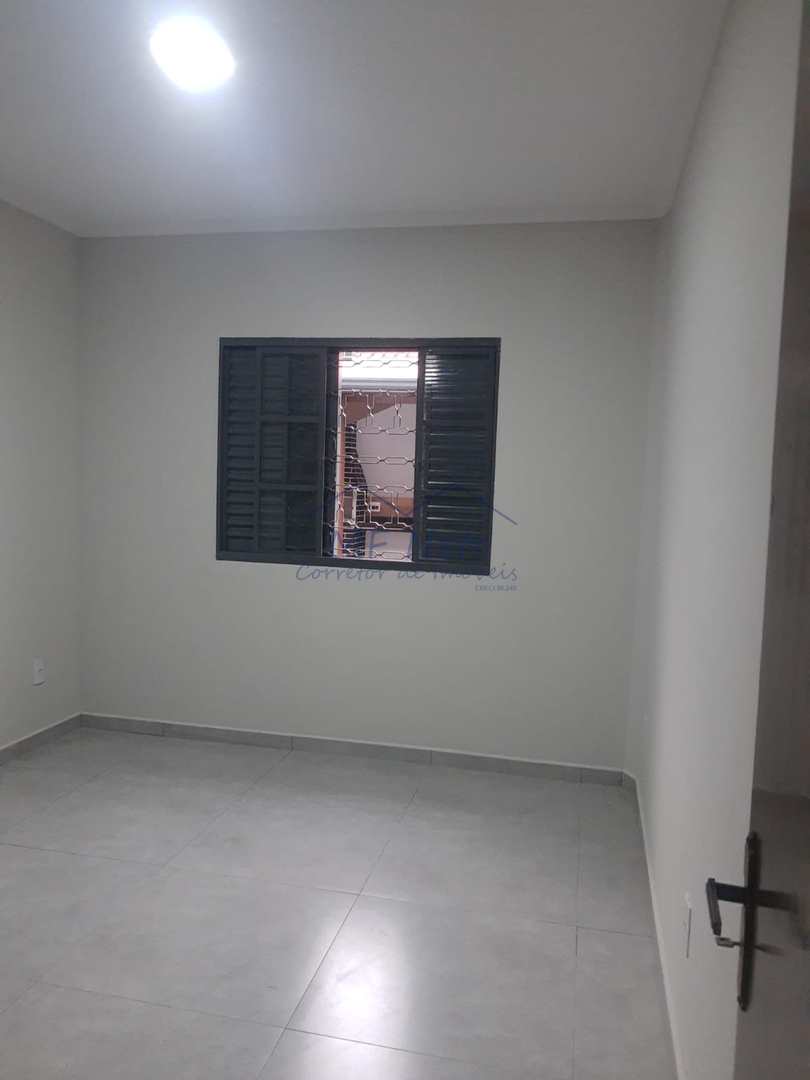 Casa à venda com 4 quartos, 250m² - Foto 28