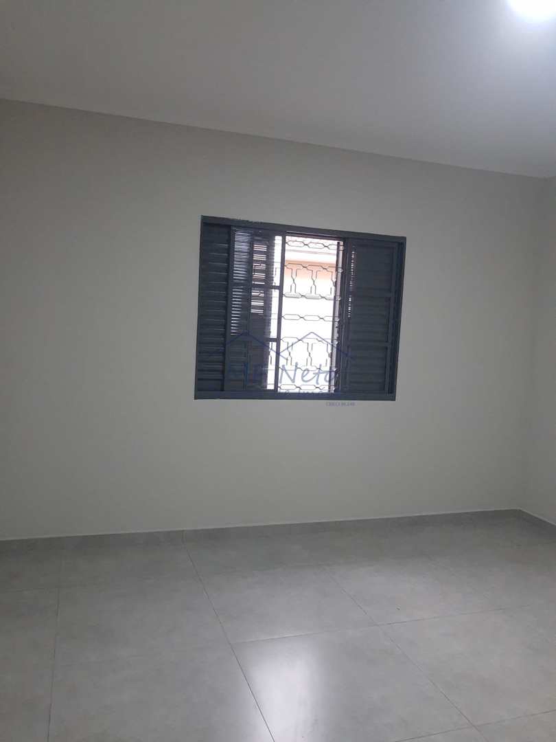 Casa à venda com 4 quartos, 250m² - Foto 27