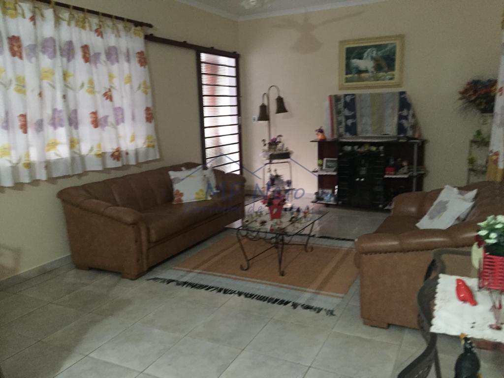 Fazenda à venda com 3 quartos, 3800m² - Foto 6