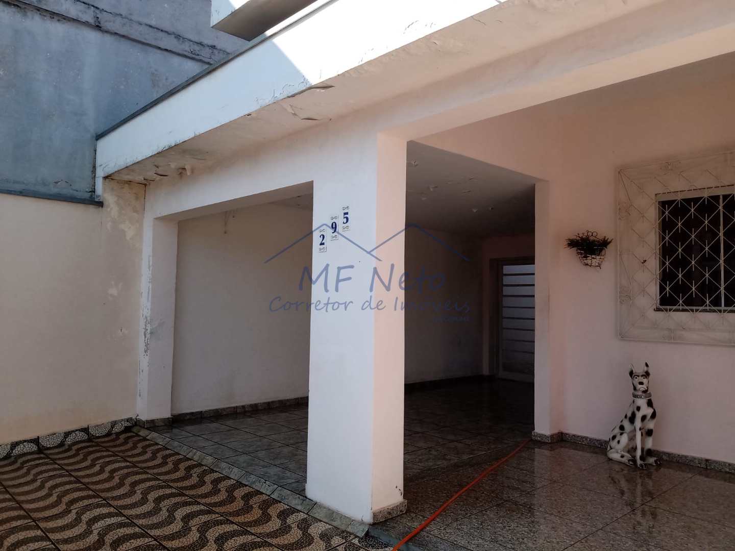 Casa à venda com 3 quartos, 304m² - Foto 8