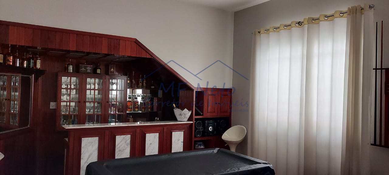 Casa à venda com 4 quartos, 600m² - Foto 10