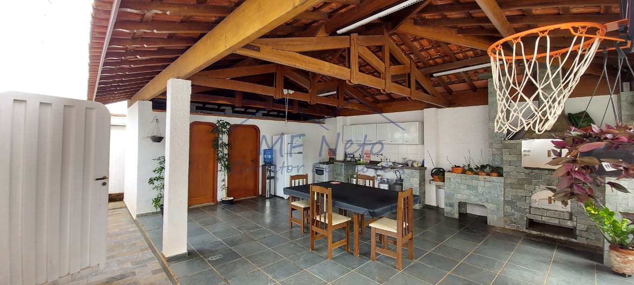 Casa à venda com 4 quartos, 600m² - Foto 49