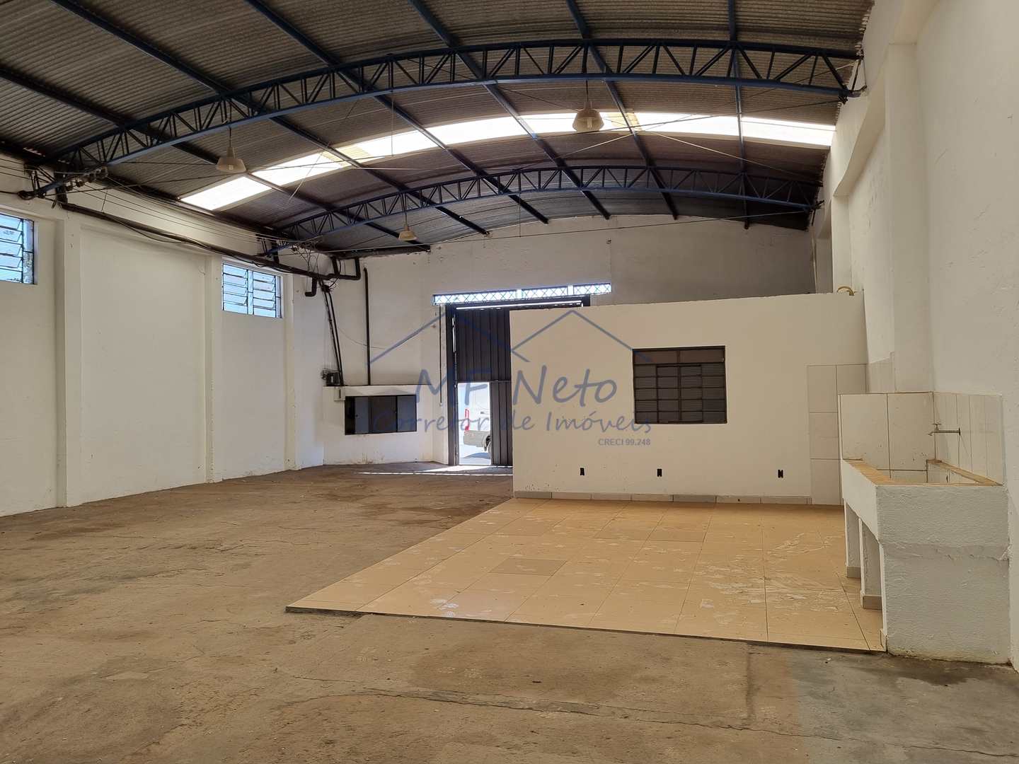 Depósito-Galpão-Armazém à venda e aluguel, 330m² - Foto 5
