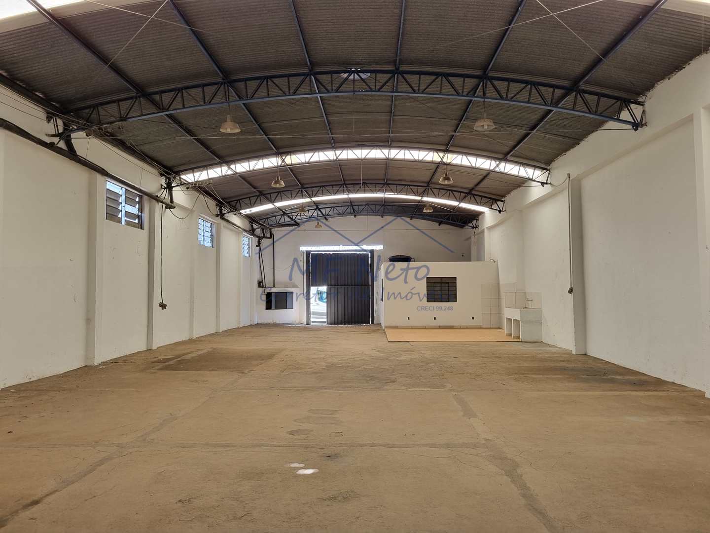 Depósito-Galpão-Armazém à venda e aluguel, 330m² - Foto 4