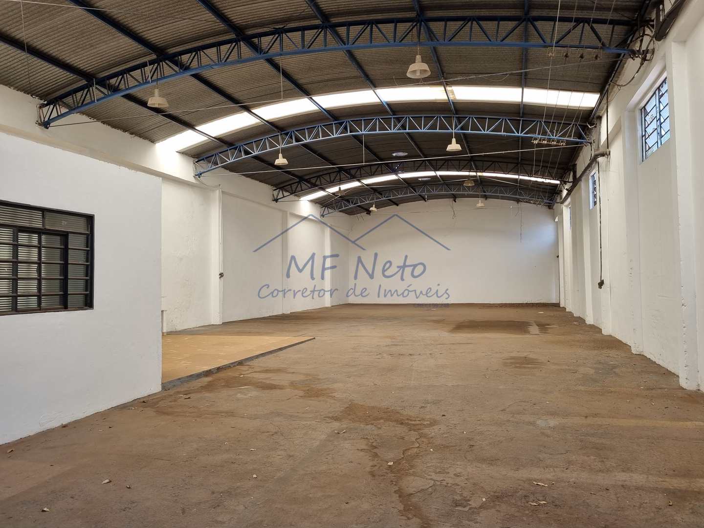 Depósito-Galpão-Armazém à venda e aluguel, 330m² - Foto 8