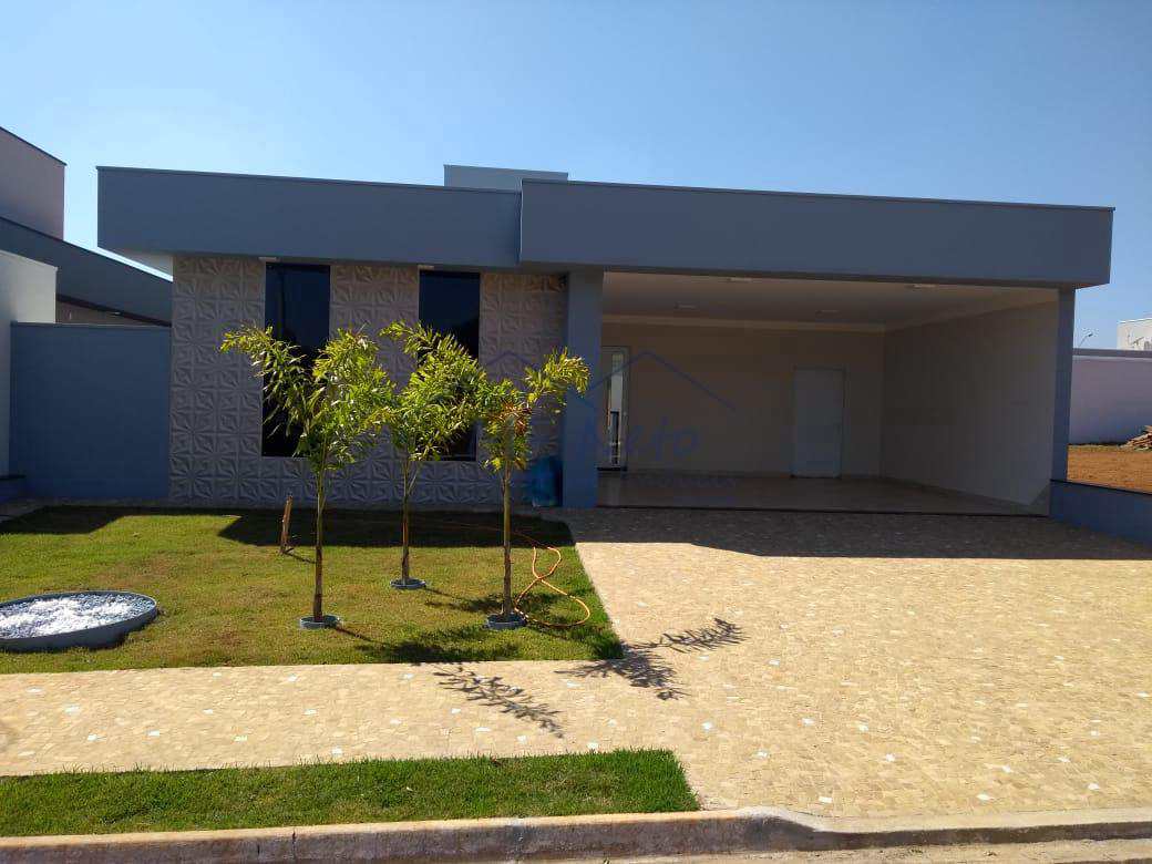 Casa de Condomínio à venda com 3 quartos, 196m² - Foto 1