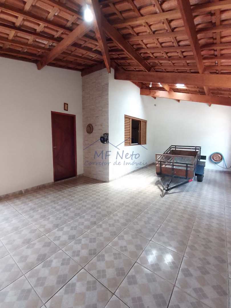 Casa à venda com 2 quartos, 201m² - Foto 2