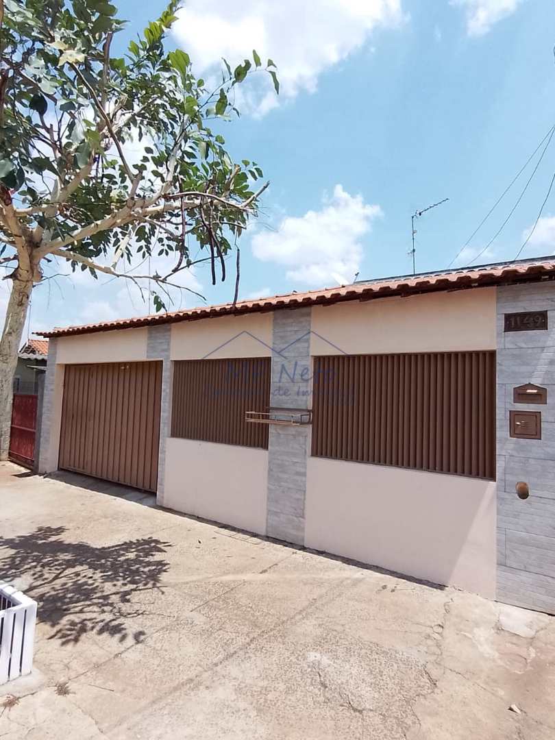 Casa à venda com 2 quartos, 201m² - Foto 1