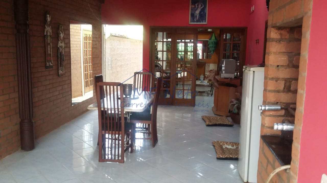 Casa de Condomínio à venda com 4 quartos, 430m² - Foto 2