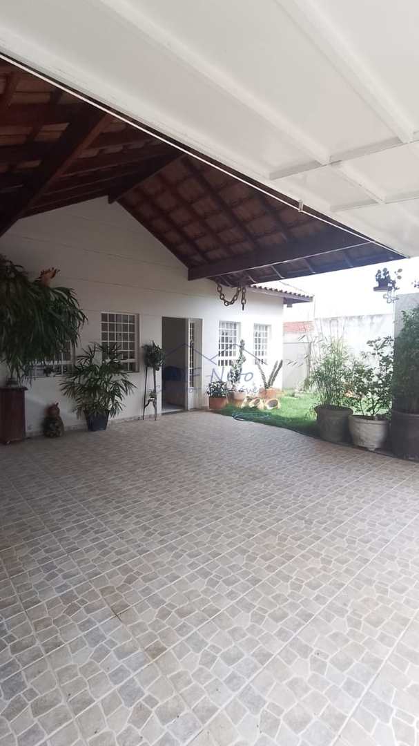 Casa à venda com 3 quartos, 275m² - Foto 3