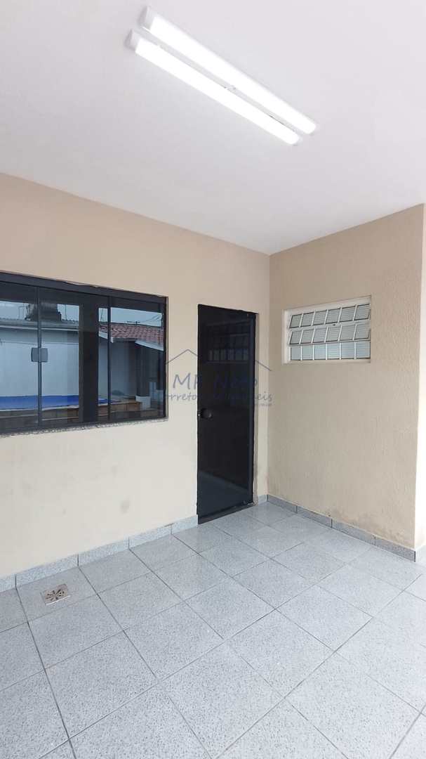 Casa à venda com 3 quartos, 300m² - Foto 26