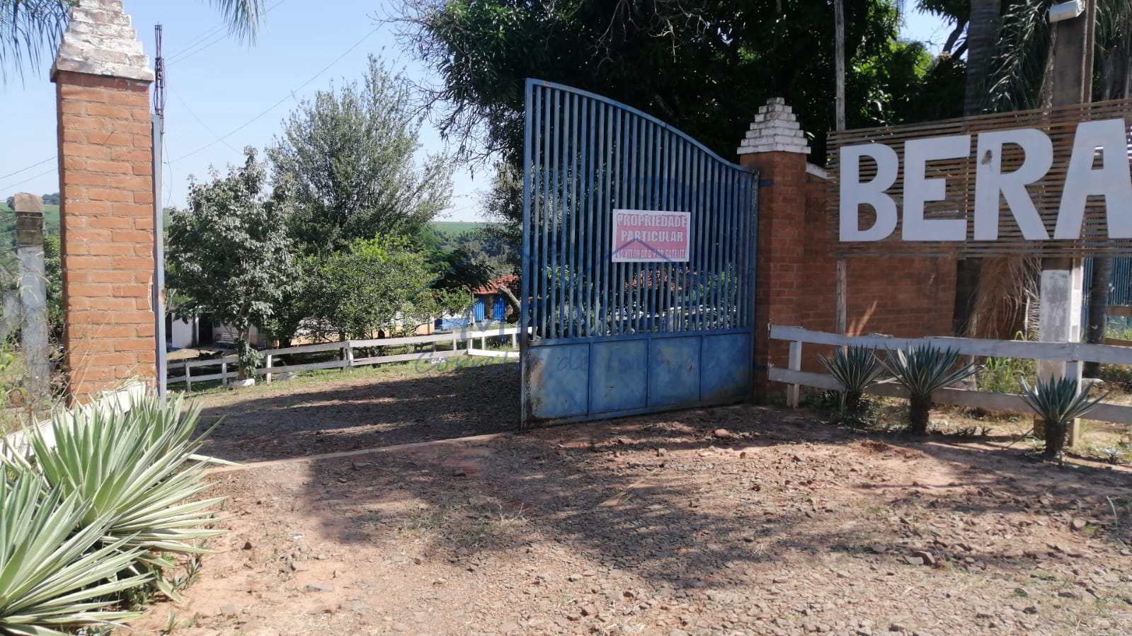 Fazenda à venda com 4 quartos, 22m² - Foto 1