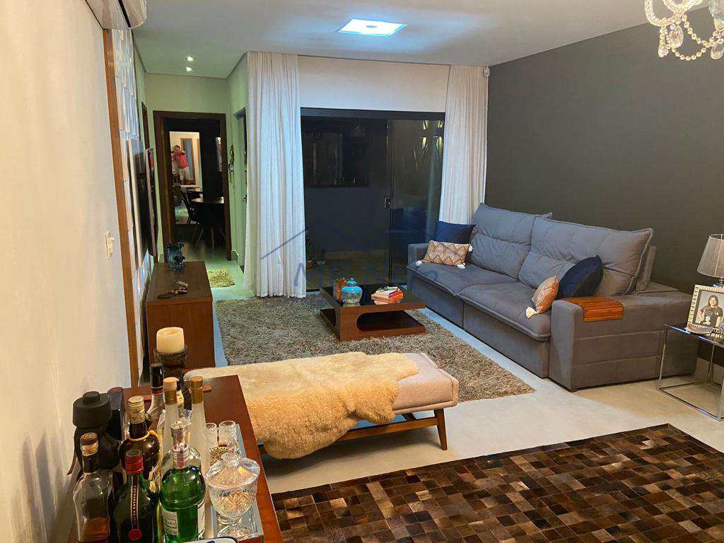 Casa à venda com 3 quartos, 257m² - Foto 15