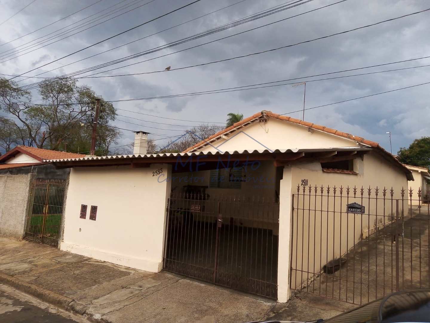 Casa à venda com 2 quartos, 480m² - Foto 1