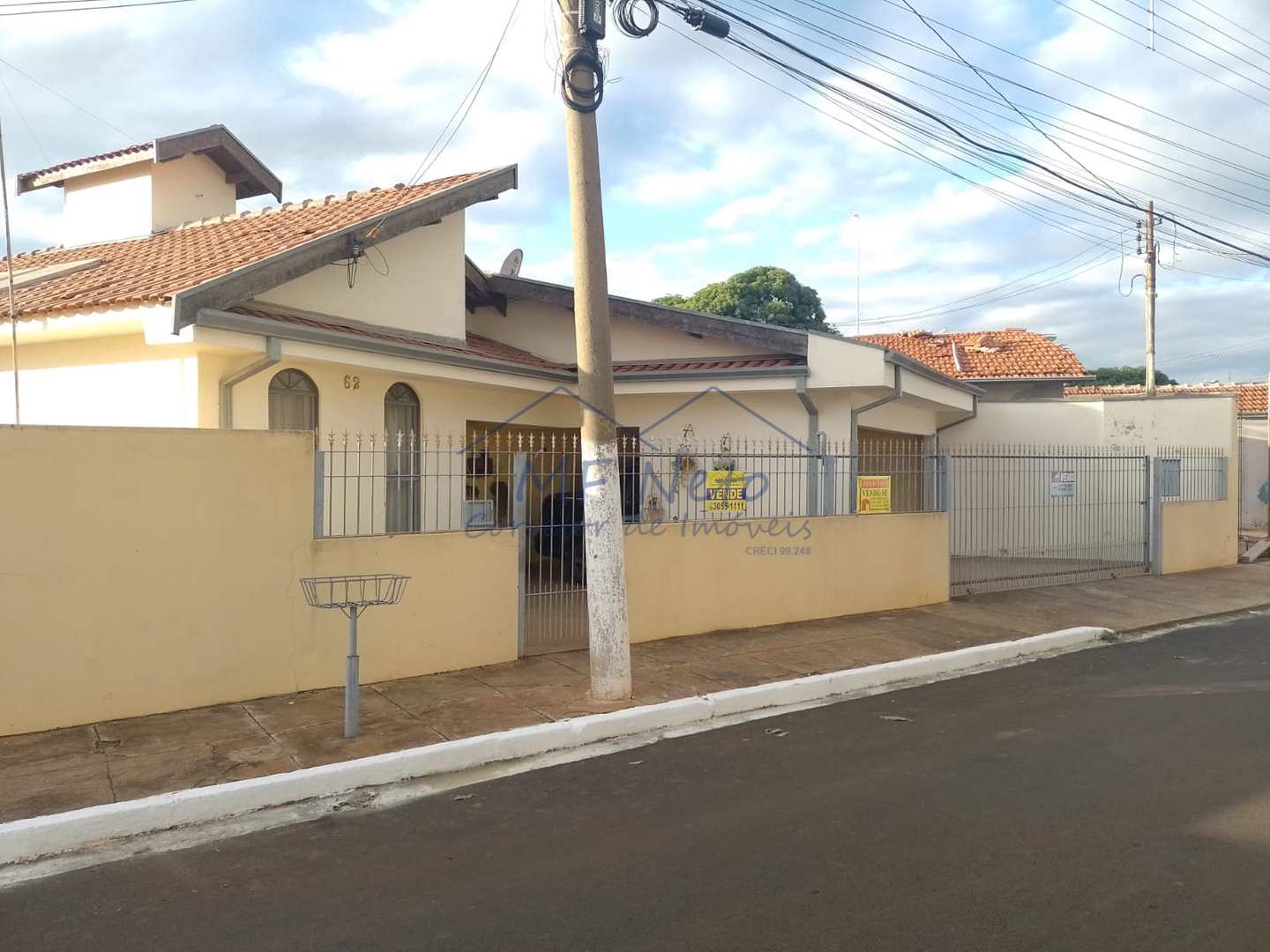 Casa à venda com 3 quartos, 900m² - Foto 4