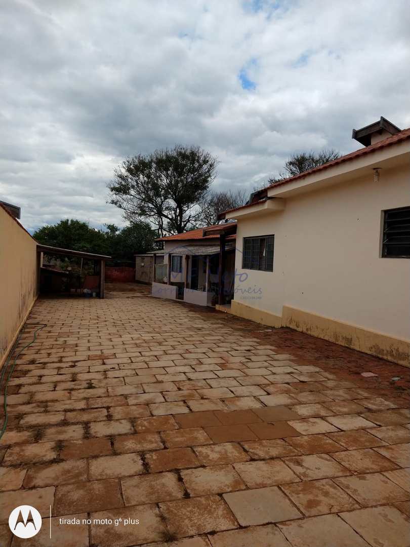 Casa à venda com 3 quartos, 900m² - Foto 18