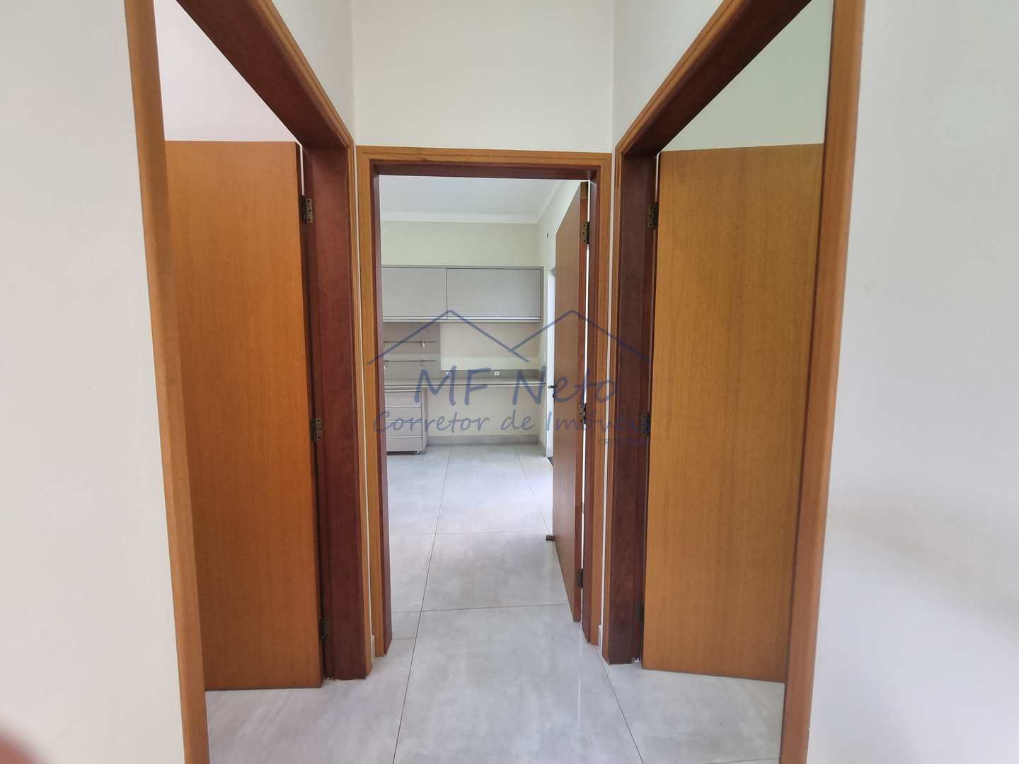 Casa à venda com 2 quartos, 250m² - Foto 17