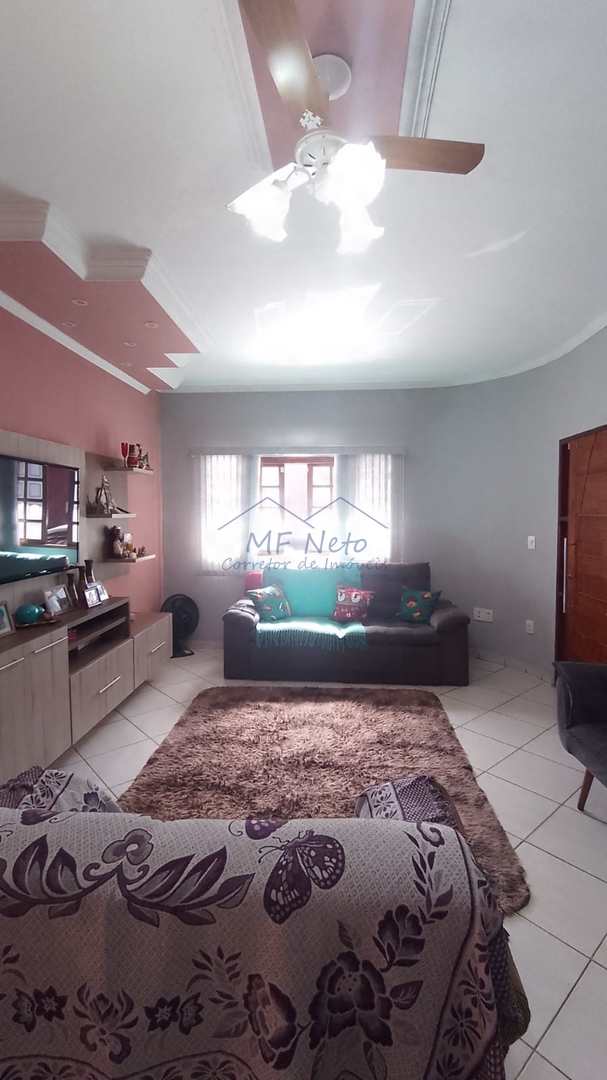 Casa à venda com 2 quartos, 250m² - Foto 14