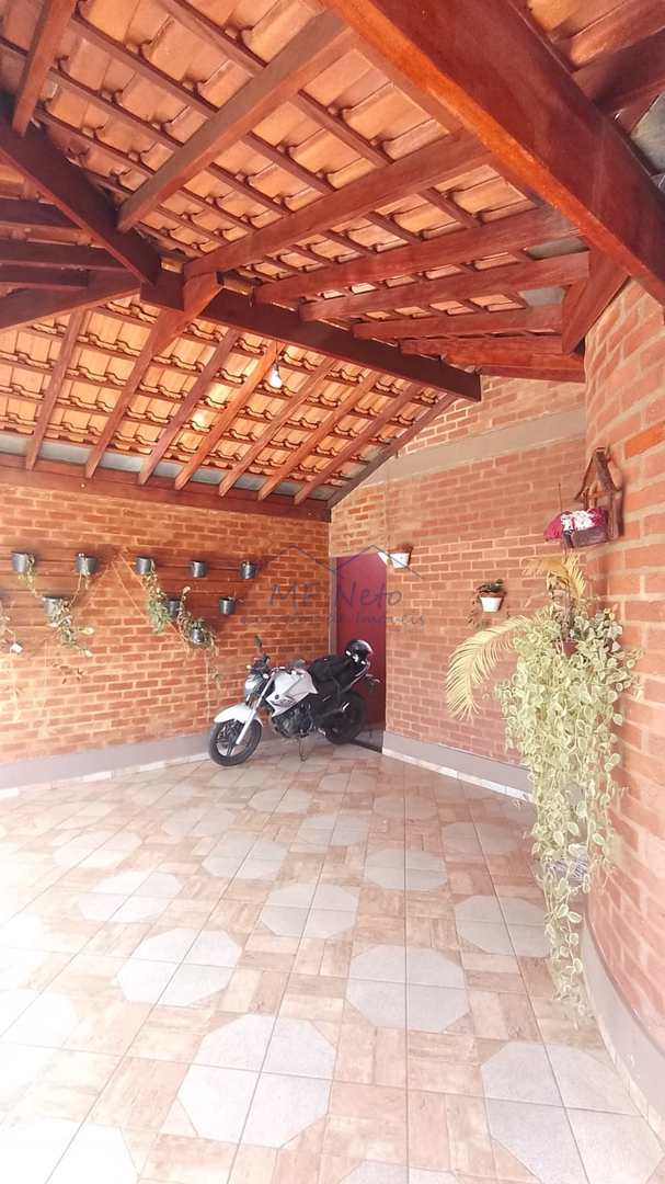 Casa à venda com 2 quartos, 250m² - Foto 4