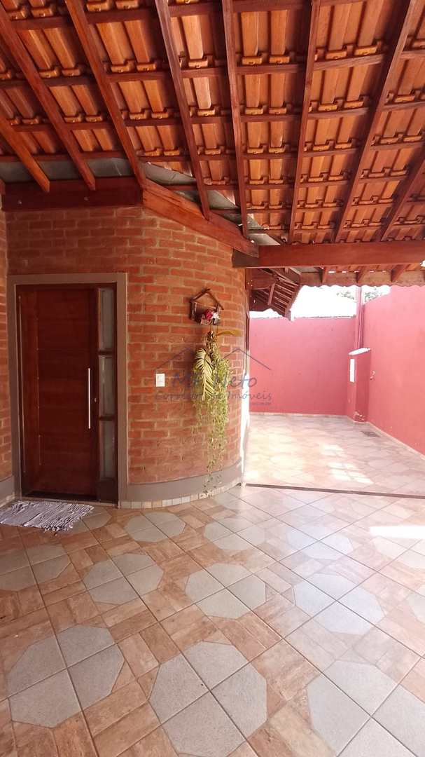 Casa à venda com 2 quartos, 250m² - Foto 7