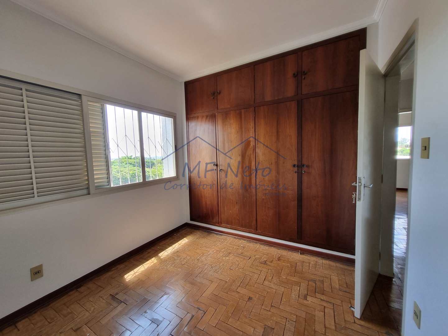 Apartamento à venda com 3 quartos, 94m² - Foto 13