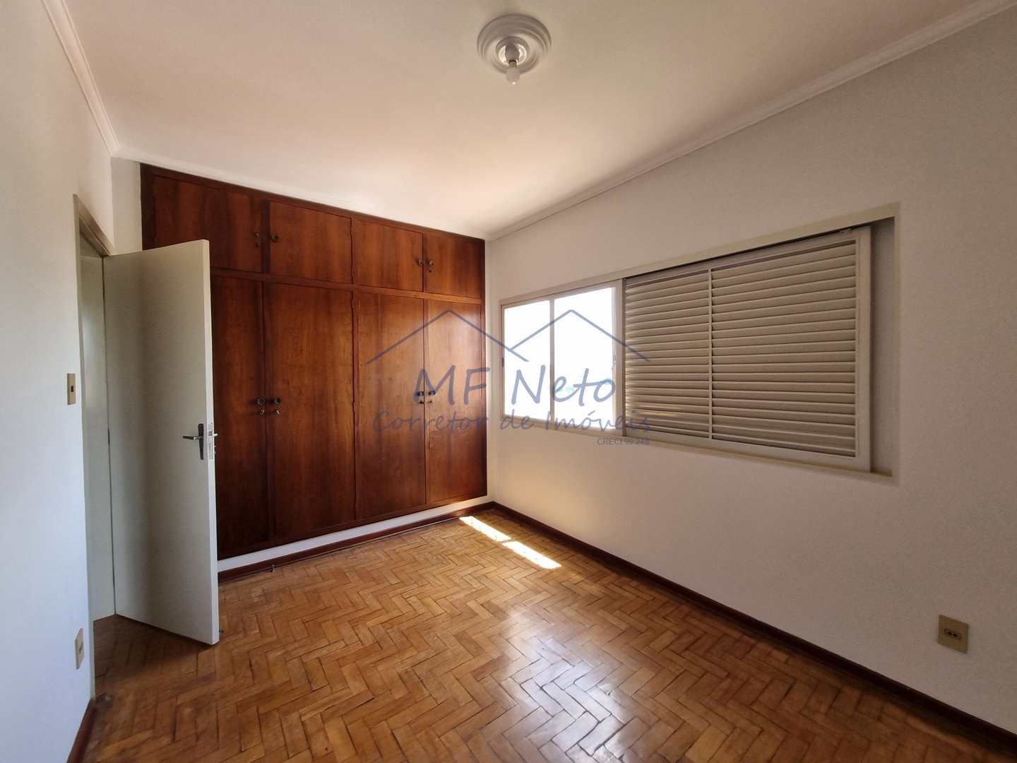 Apartamento à venda com 3 quartos, 94m² - Foto 18