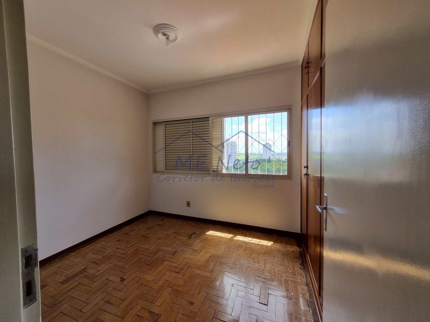 Apartamento à venda com 3 quartos, 94m² - Foto 12