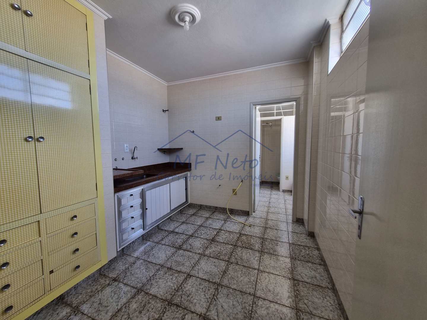 Apartamento à venda com 3 quartos, 94m² - Foto 6