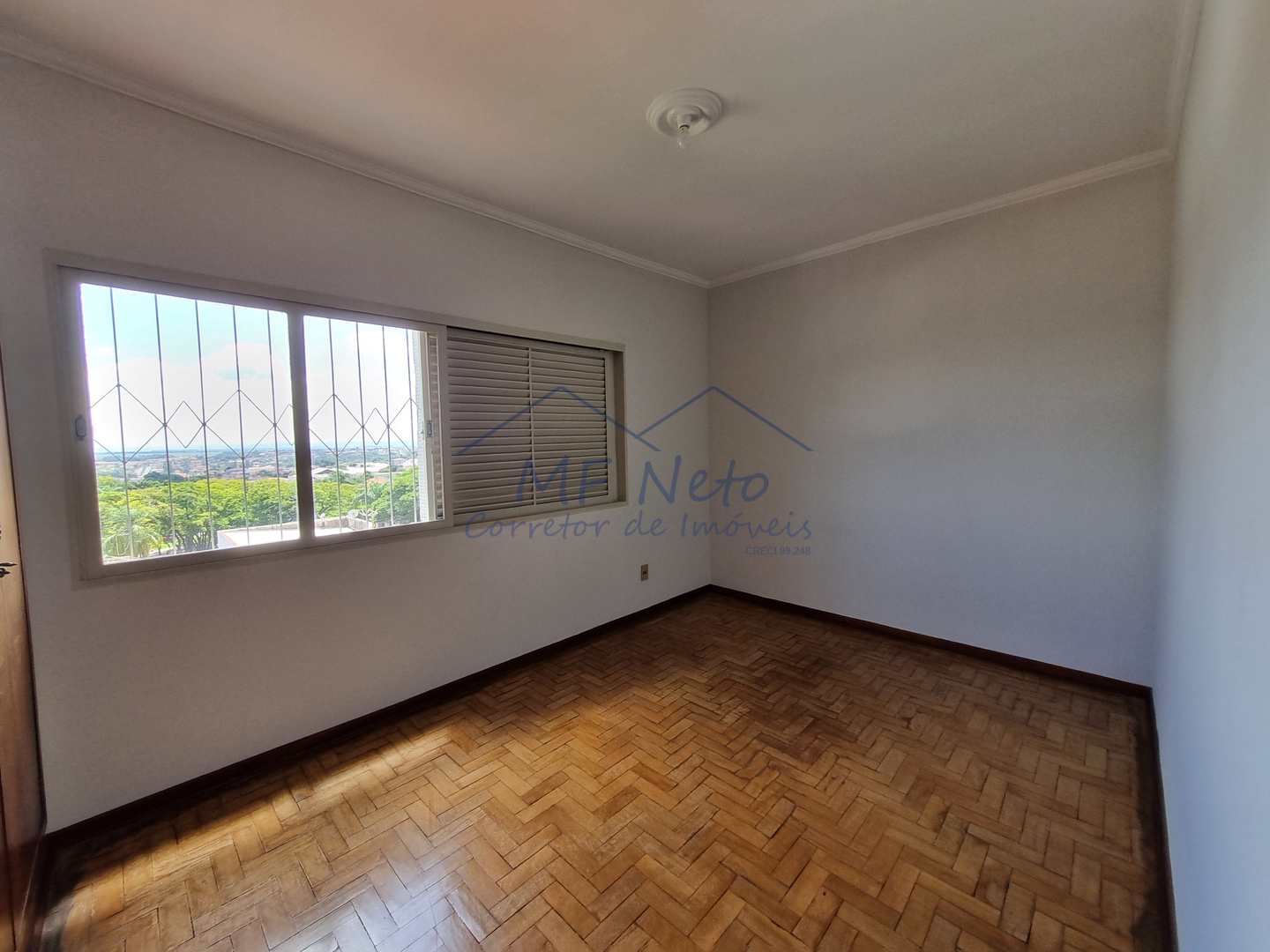 Apartamento à venda com 3 quartos, 94m² - Foto 17