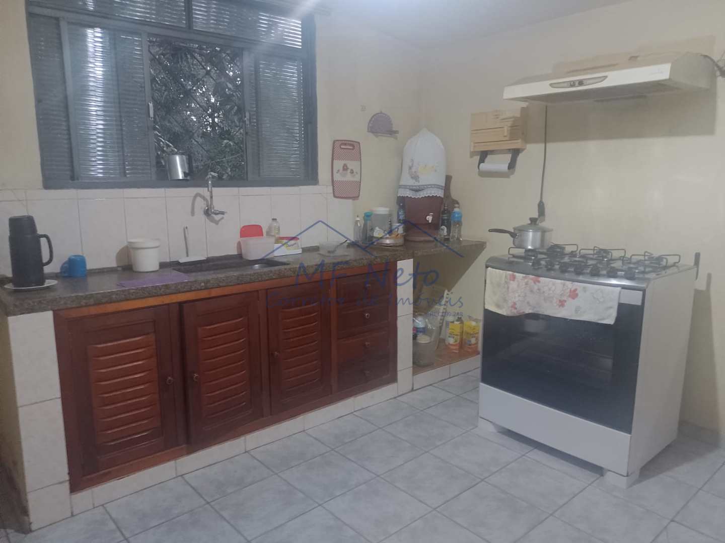 Casa à venda com 3 quartos, 1065m² - Foto 2