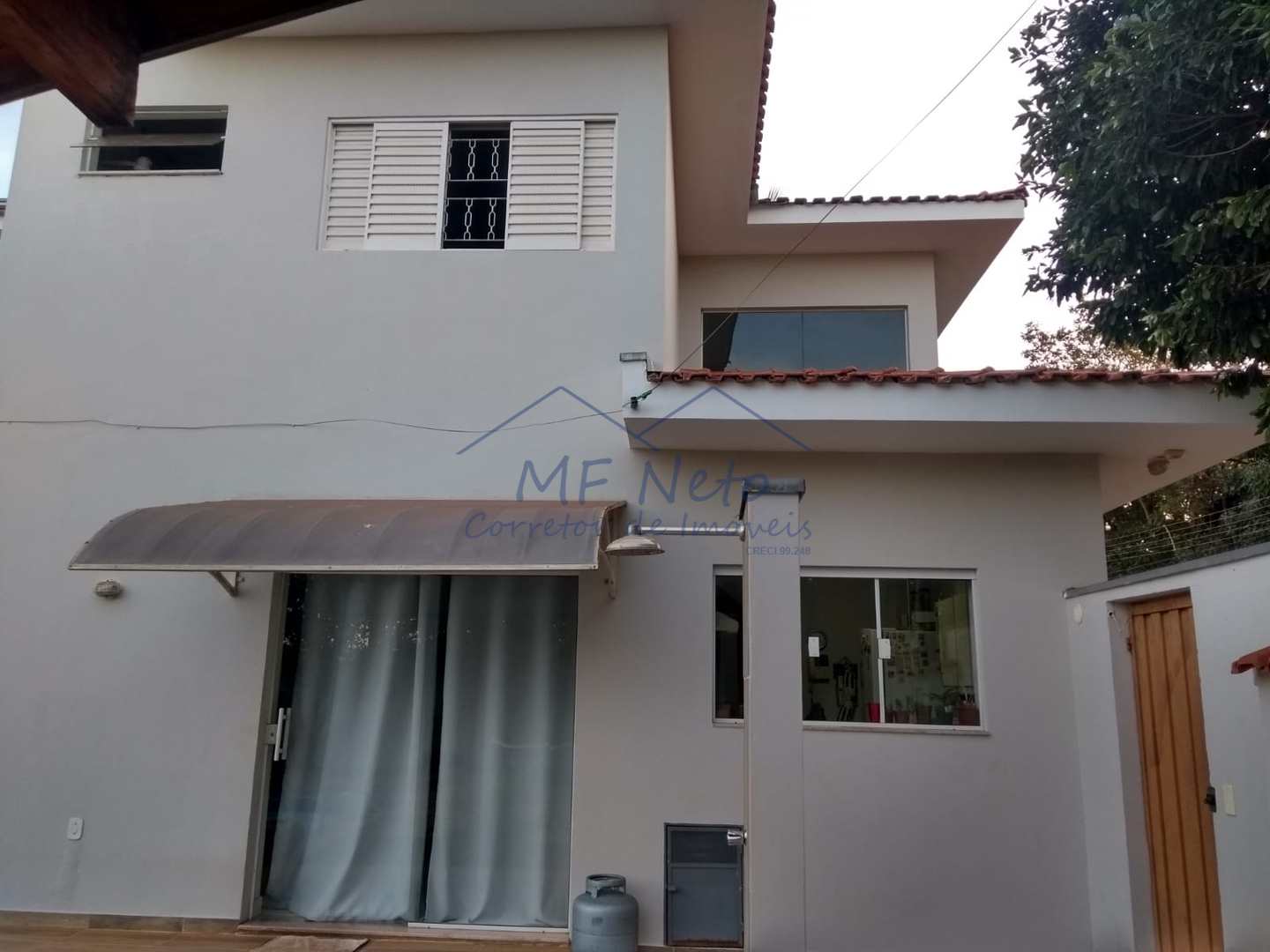 Casa à venda com 4 quartos, 339m² - Foto 3