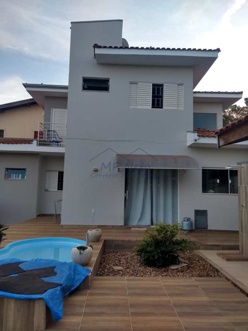 Casa à venda com 4 quartos, 339m² - Foto 2