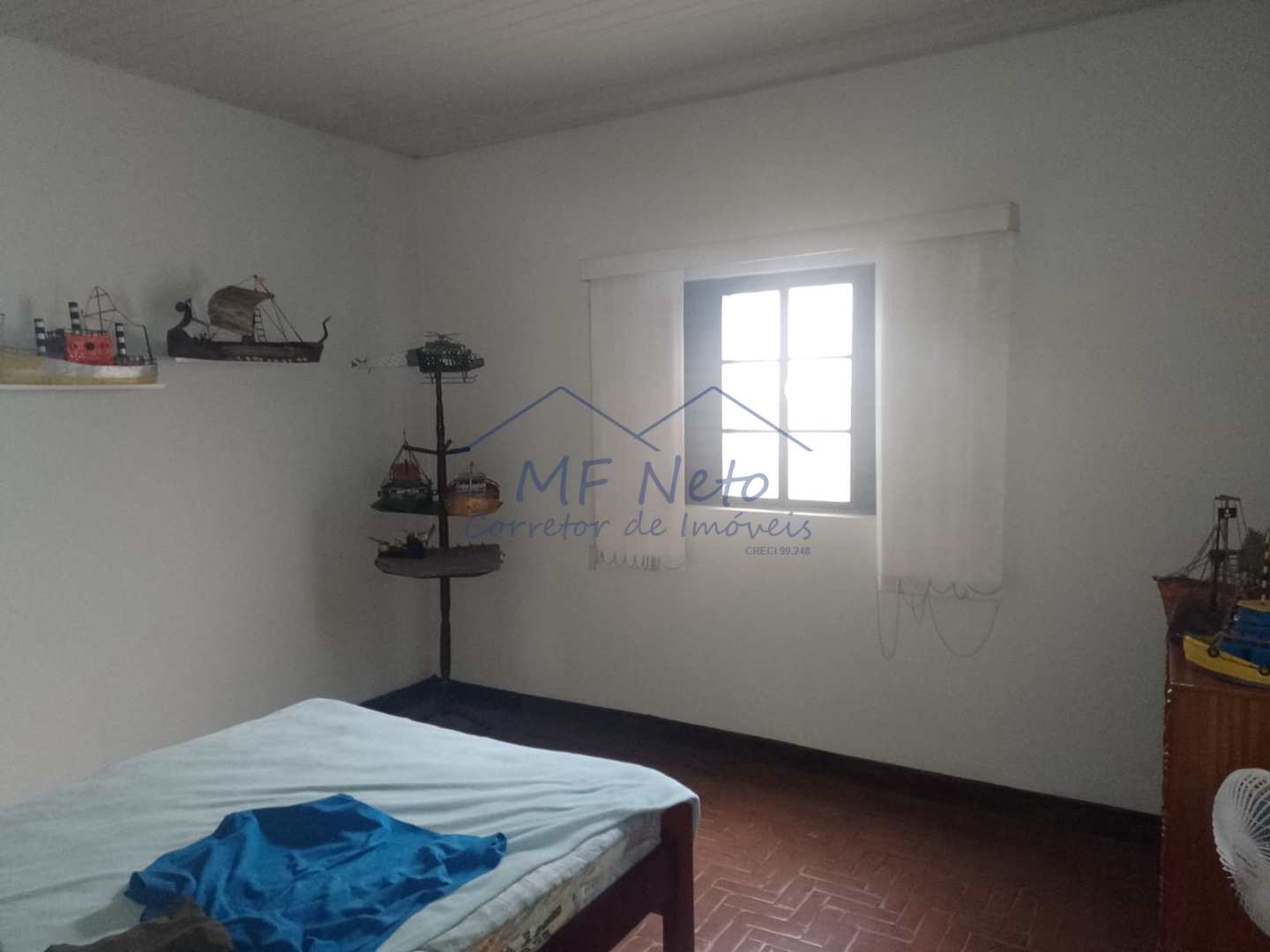 Casa à venda com 2 quartos, 200m² - Foto 4