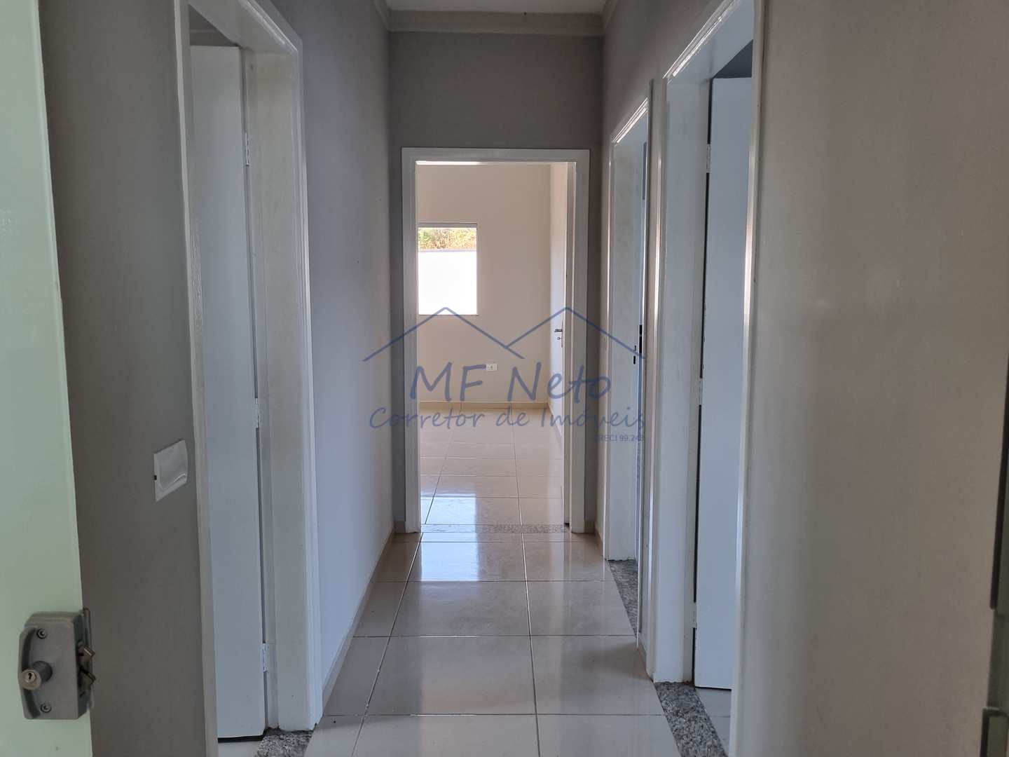 Casa à venda com 3 quartos, 250m² - Foto 8