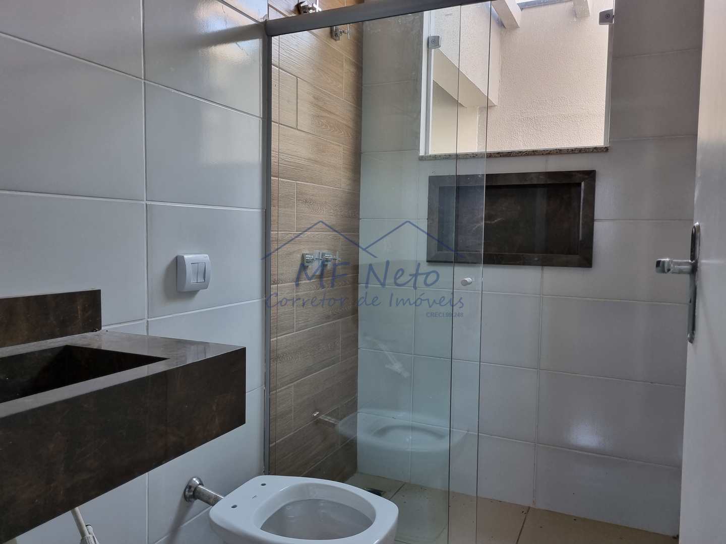 Casa à venda com 3 quartos, 250m² - Foto 9