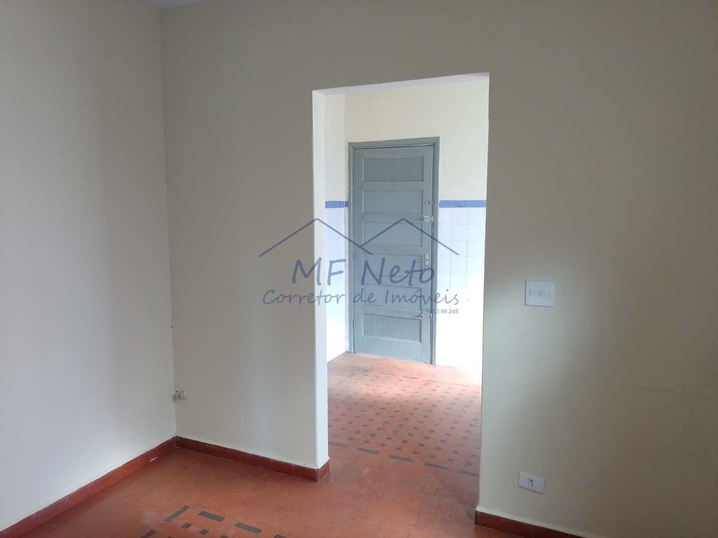 Casa à venda com 2 quartos, 350m² - Foto 9