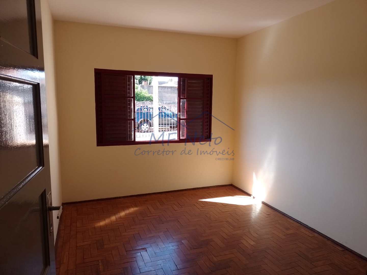 Casa à venda com 2 quartos, 350m² - Foto 8