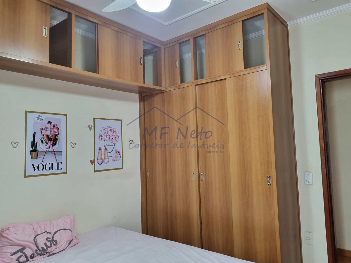 Apartamento para alugar com 2 quartos, 64m² - Foto 13