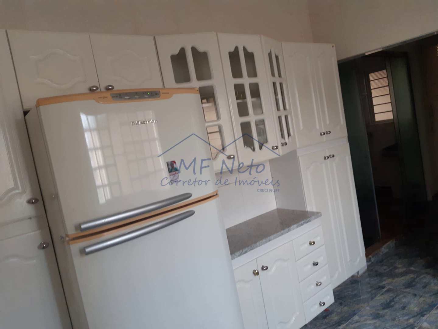 Casa à venda com 3 quartos, 331m² - Foto 6