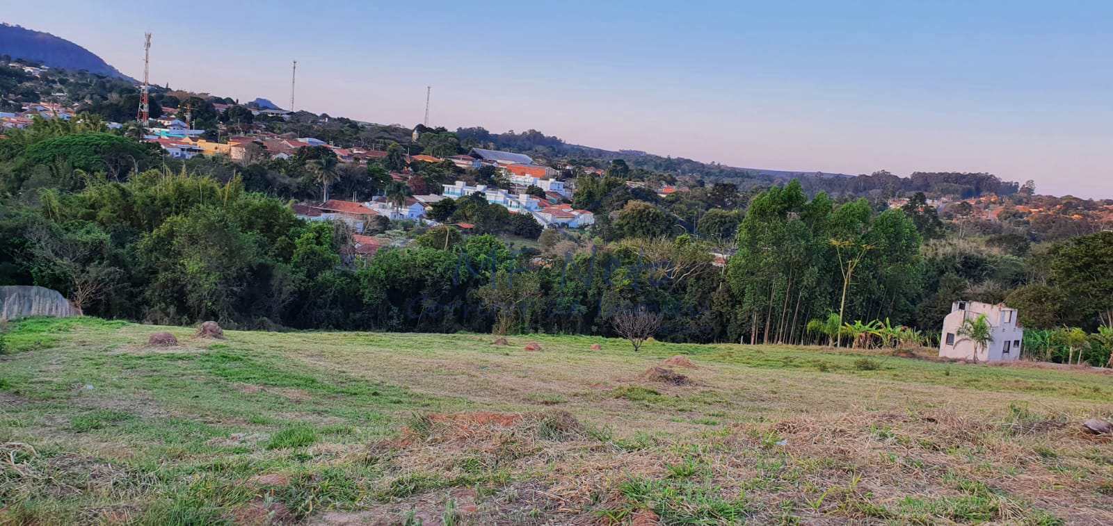 Terreno à venda, 1110m² - Foto 1